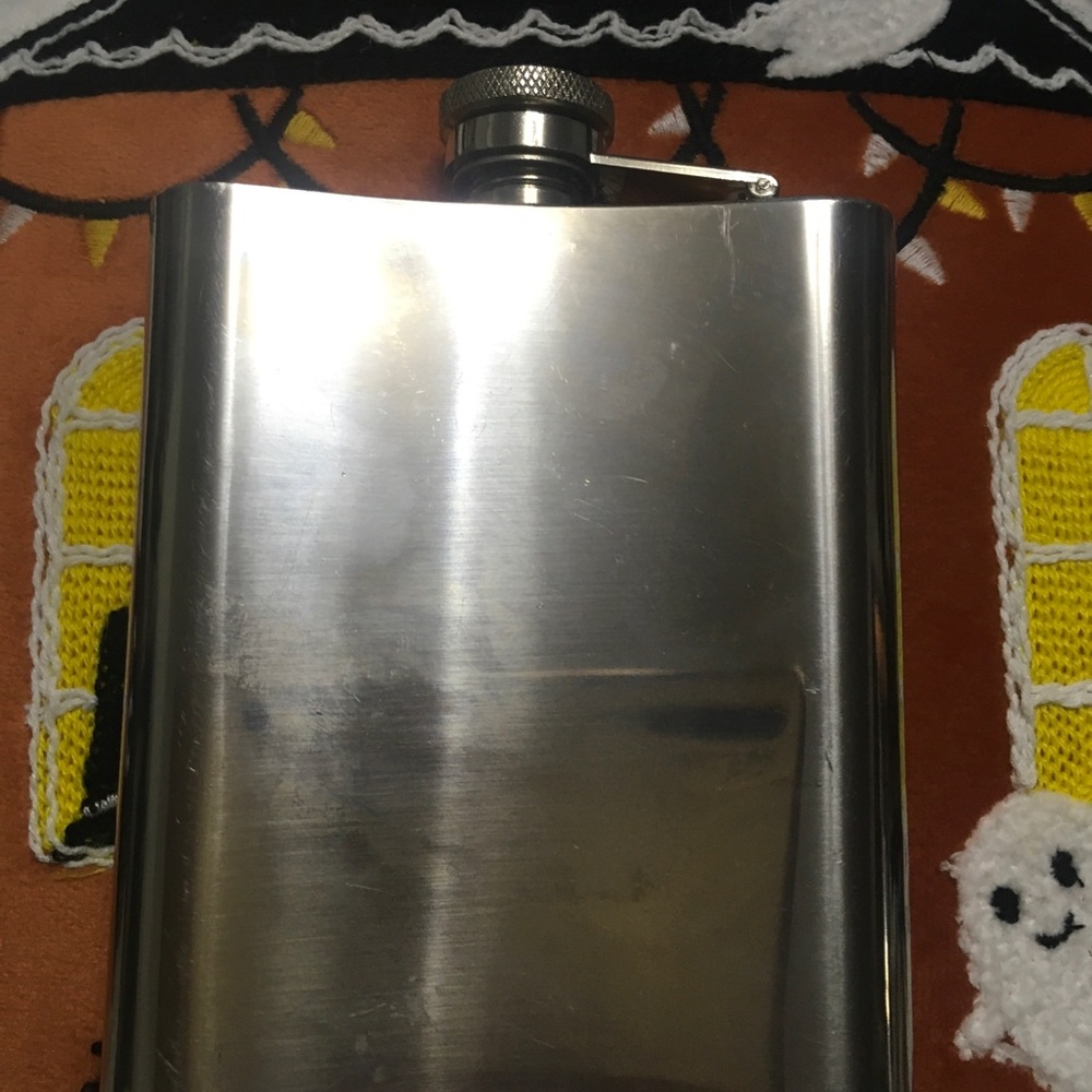 Silver Flask - Picture 2 of 3